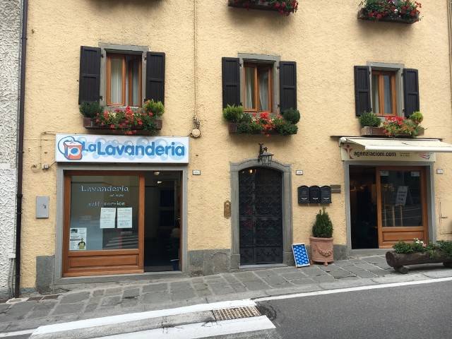negozio in vendita ad Abetone Cutigliano in zona Abetone