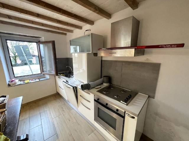 casa indipendente in vendita ad Abetone Cutigliano in zona Pianosinatico