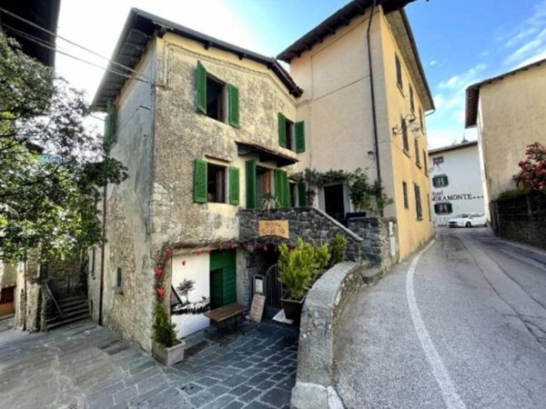 casa indipendente in vendita ad Abetone Cutigliano in zona Cutigliano