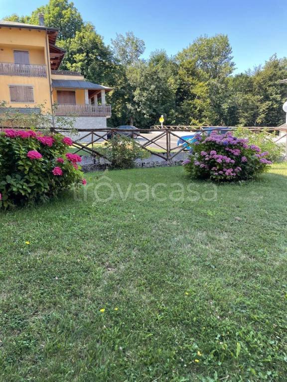 appartamento in vendita ad Abetone Cutigliano in zona Val di Luce