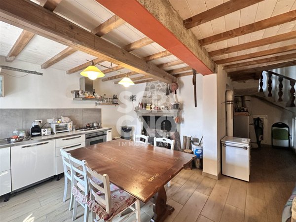 casa indipendente in vendita ad Abetone Cutigliano in zona Pianosinatico