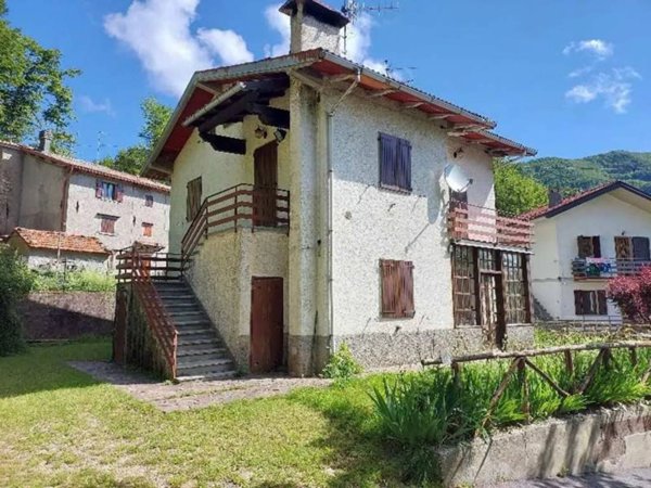 casa indipendente in vendita ad Abetone Cutigliano in zona Pian di Novello