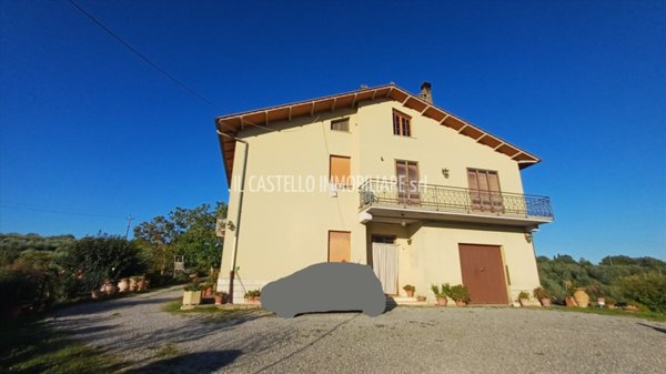 casa indipendente in vendita ad Abetone Cutigliano in zona Abetone