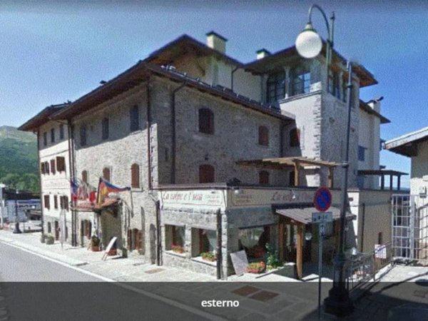 negozio in vendita ad Abetone Cutigliano in zona Abetone