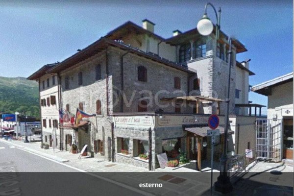 negozio in vendita ad Abetone Cutigliano in zona Abetone