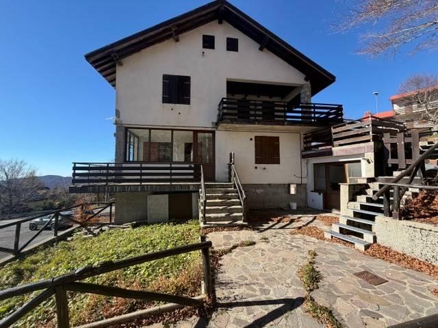 appartamento in vendita ad Abetone Cutigliano in zona Doganaccia