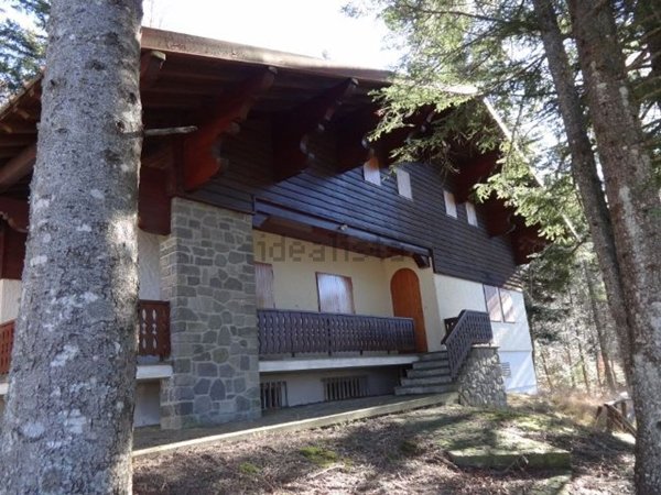 casa indipendente in vendita ad Abetone Cutigliano in zona Abetone