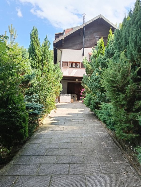 casa indipendente in vendita ad Abetone Cutigliano