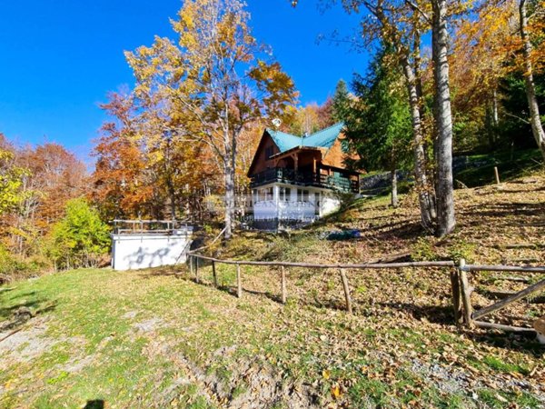 baita in vendita ad Abetone Cutigliano in zona Abetone