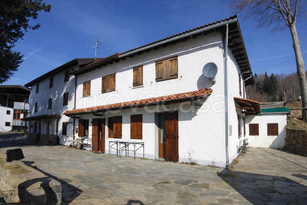 appartamento in vendita ad Abetone Cutigliano in zona Le Regine