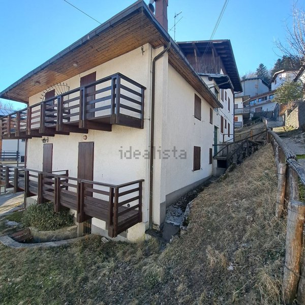 appartamento in vendita ad Abetone Cutigliano in zona Le Regine