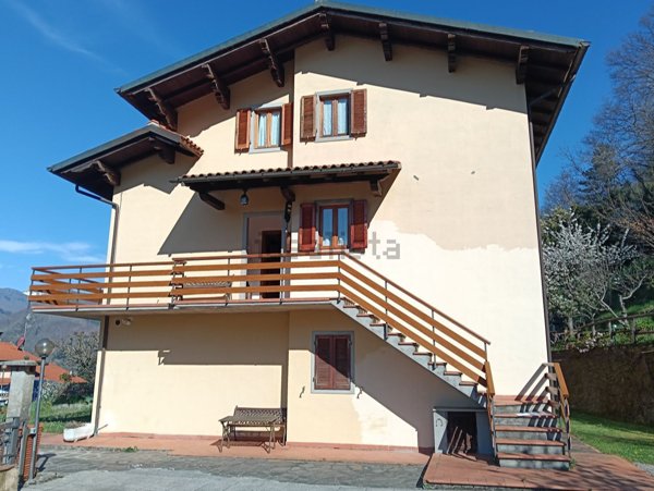 casa indipendente in vendita ad Abetone Cutigliano in zona Cutigliano