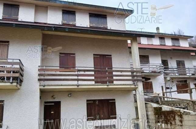 appartamento in vendita ad Abetone Cutigliano in zona Doganaccia