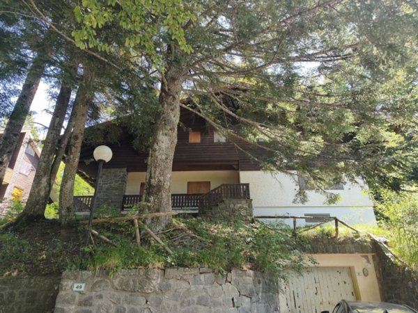casa indipendente in vendita ad Abetone Cutigliano in zona Abetone
