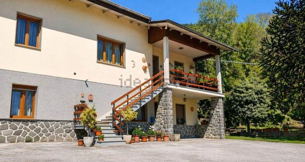 appartamento in vendita ad Abetone Cutigliano in zona Cutigliano