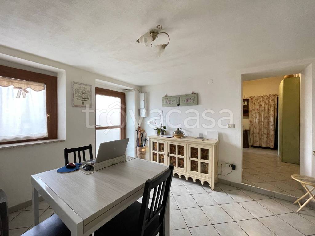casa indipendente in vendita a San Marcello Piteglio in zona Prunetta