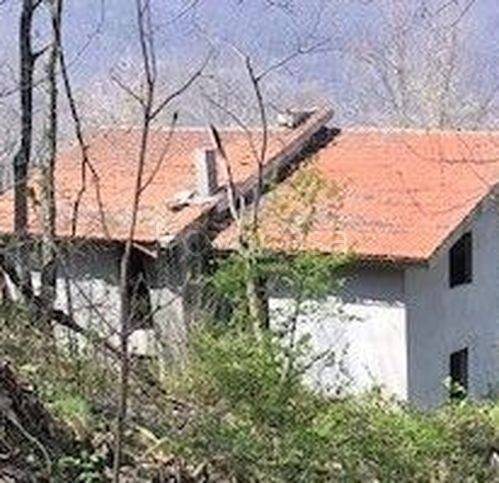 appartamento in vendita a San Marcello Piteglio in zona Lolle