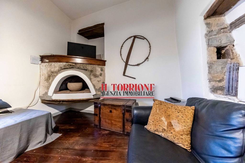 casa indipendente in vendita a San Marcello Piteglio