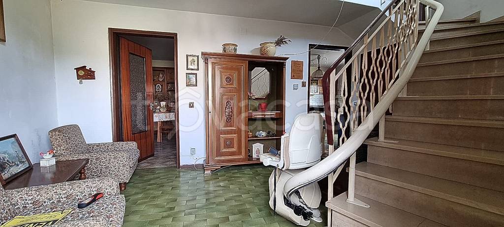 casa indipendente in vendita a San Marcello Piteglio in zona Crespole