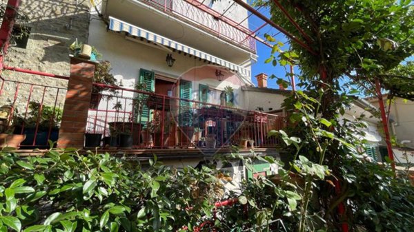 casa indipendente in vendita a San Marcello Piteglio