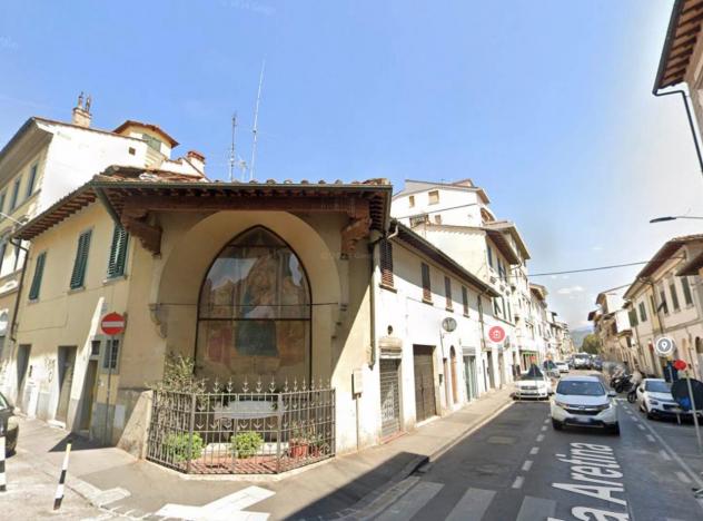 esavano in vendita a San Marcello Piteglio in zona Gavinana