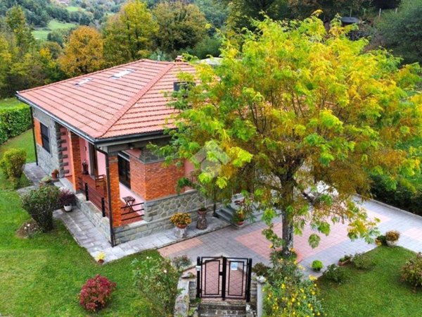 casa indipendente in vendita a San Marcello Piteglio in zona Limestre