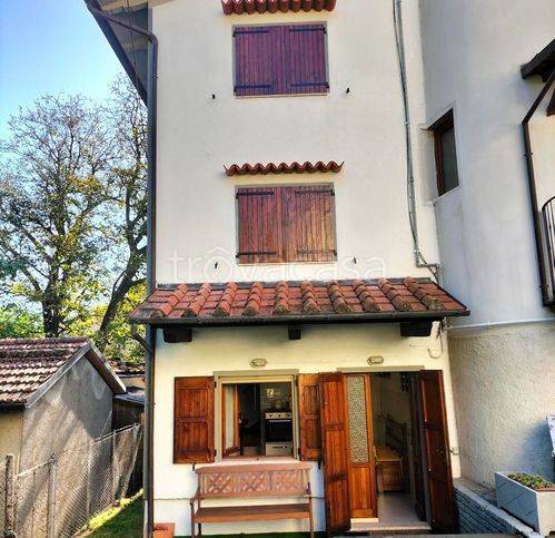 casa indipendente in vendita a San Marcello Piteglio in zona Bardalone