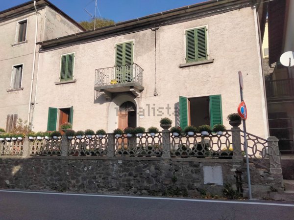 casa indipendente in vendita a San Marcello Piteglio