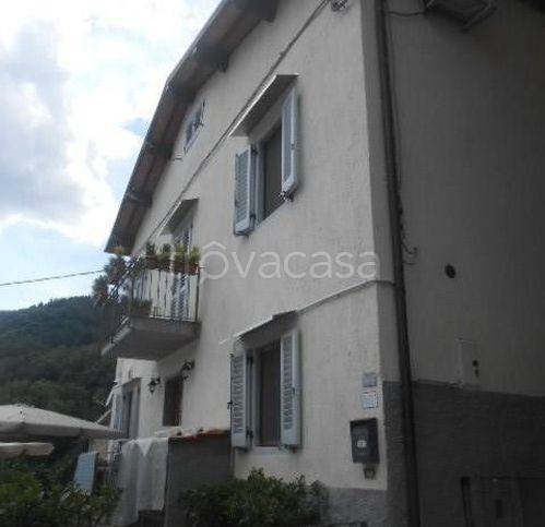 casa indipendente in vendita a San Marcello Piteglio in zona Popiglio