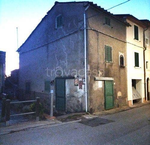 casa indipendente in vendita a San Marcello Piteglio in zona Prunetta