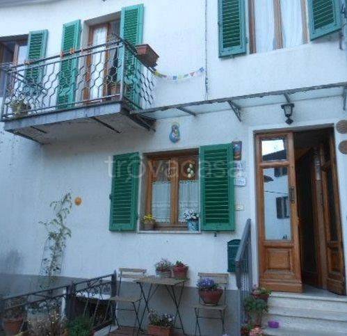 casa indipendente in vendita a San Marcello Piteglio in zona Maresca