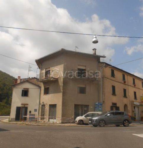 casa indipendente in vendita a San Marcello Piteglio in zona Pontepetri