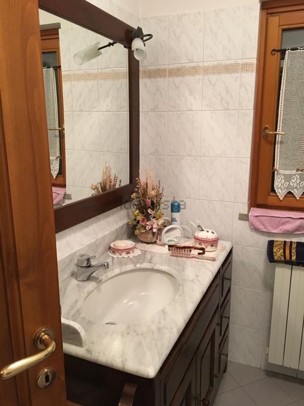 casa indipendente in vendita a San Marcello Piteglio