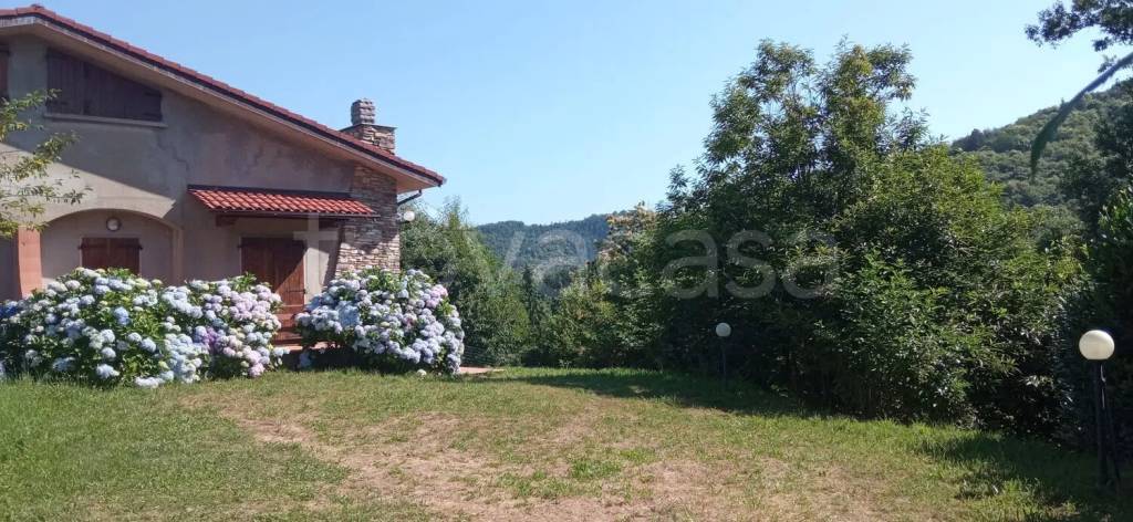 casa indipendente in vendita a San Marcello Piteglio in zona Piteglio