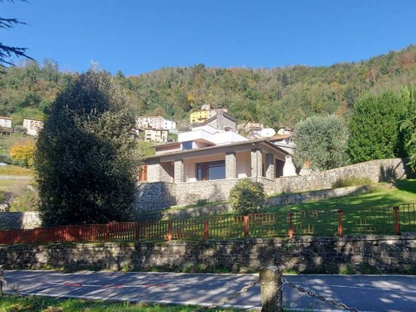 casa indipendente in vendita a San Marcello Piteglio in zona Popiglio