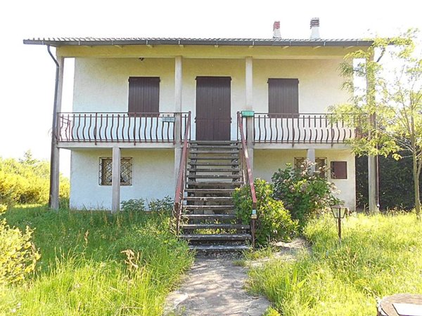 casa indipendente in vendita a San Marcello Piteglio