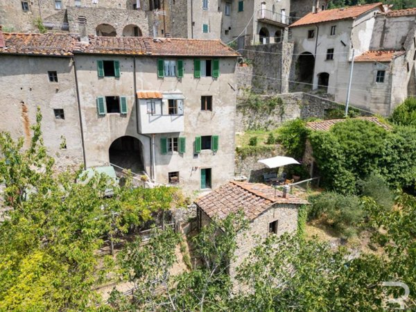 casa indipendente in vendita a San Marcello Piteglio