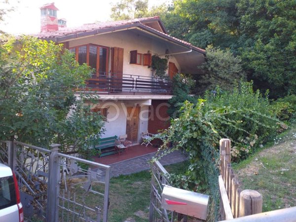 casa indipendente in vendita a San Marcello Piteglio in zona Maresca