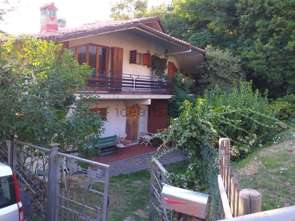 casa indipendente in vendita a San Marcello Piteglio in zona Maresca