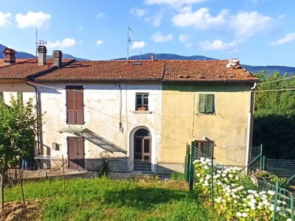 casa indipendente in vendita a San Marcello Piteglio in zona Campo Tizzoro