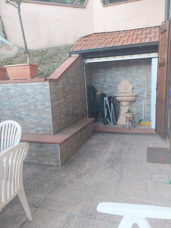 casa indipendente in vendita a San Marcello Piteglio in zona Maresca