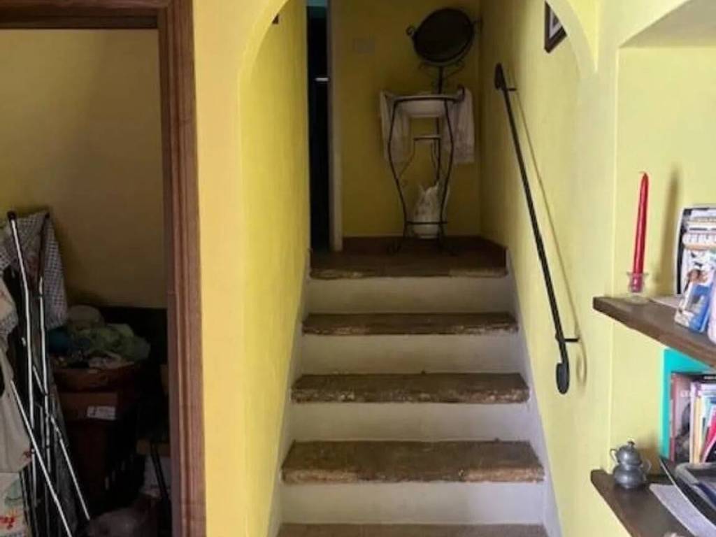 casa indipendente in vendita a San Marcello Piteglio in zona Prunetta