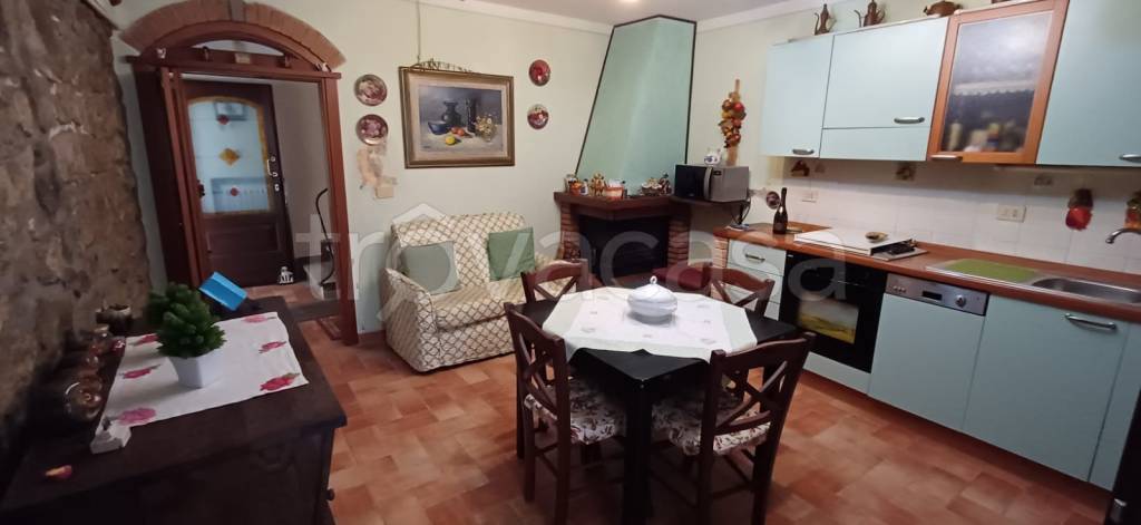 casa indipendente in vendita a San Marcello Piteglio in zona Piteglio