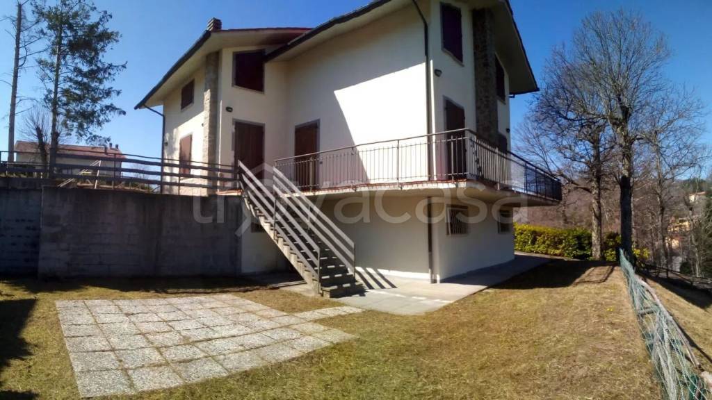 casa indipendente in vendita a San Marcello Piteglio in zona Casa di Monte