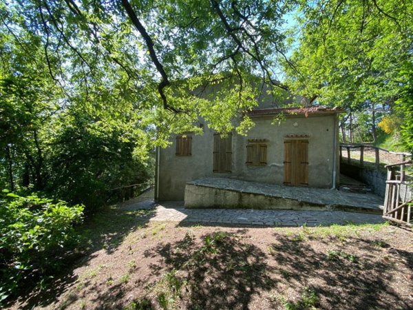 casa indipendente in vendita a San Marcello Piteglio in zona Casa di Monte