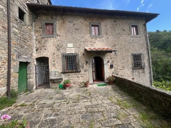casa indipendente in vendita a San Marcello Piteglio in zona Lanciole