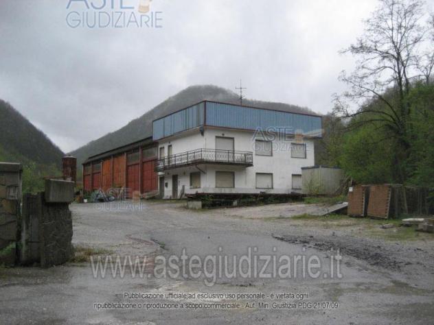 negozio in vendita a San Marcello Piteglio in zona Popiglio
