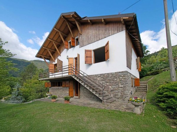 casa indipendente in vendita a San Marcello Piteglio in zona Campo Tizzoro