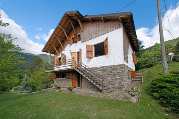 casa indipendente in vendita a San Marcello Piteglio in zona Maresca