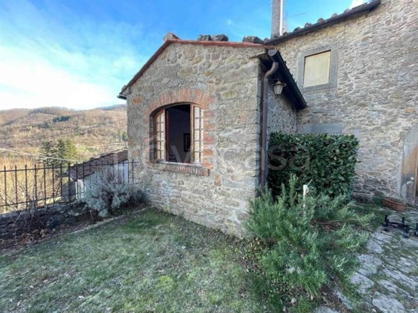 casa indipendente in vendita a San Marcello Piteglio in zona Piteglio